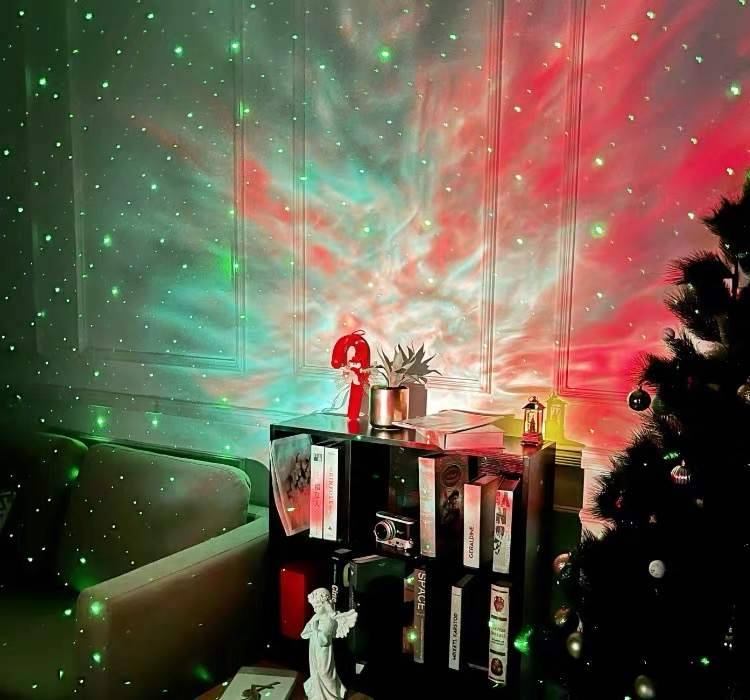 ¡En navidad transformé mi sala en una aurora boreal con este proyector! Mientras adornábamos el árbol, estas luces le dieron el toque mágico que todos queríamos.